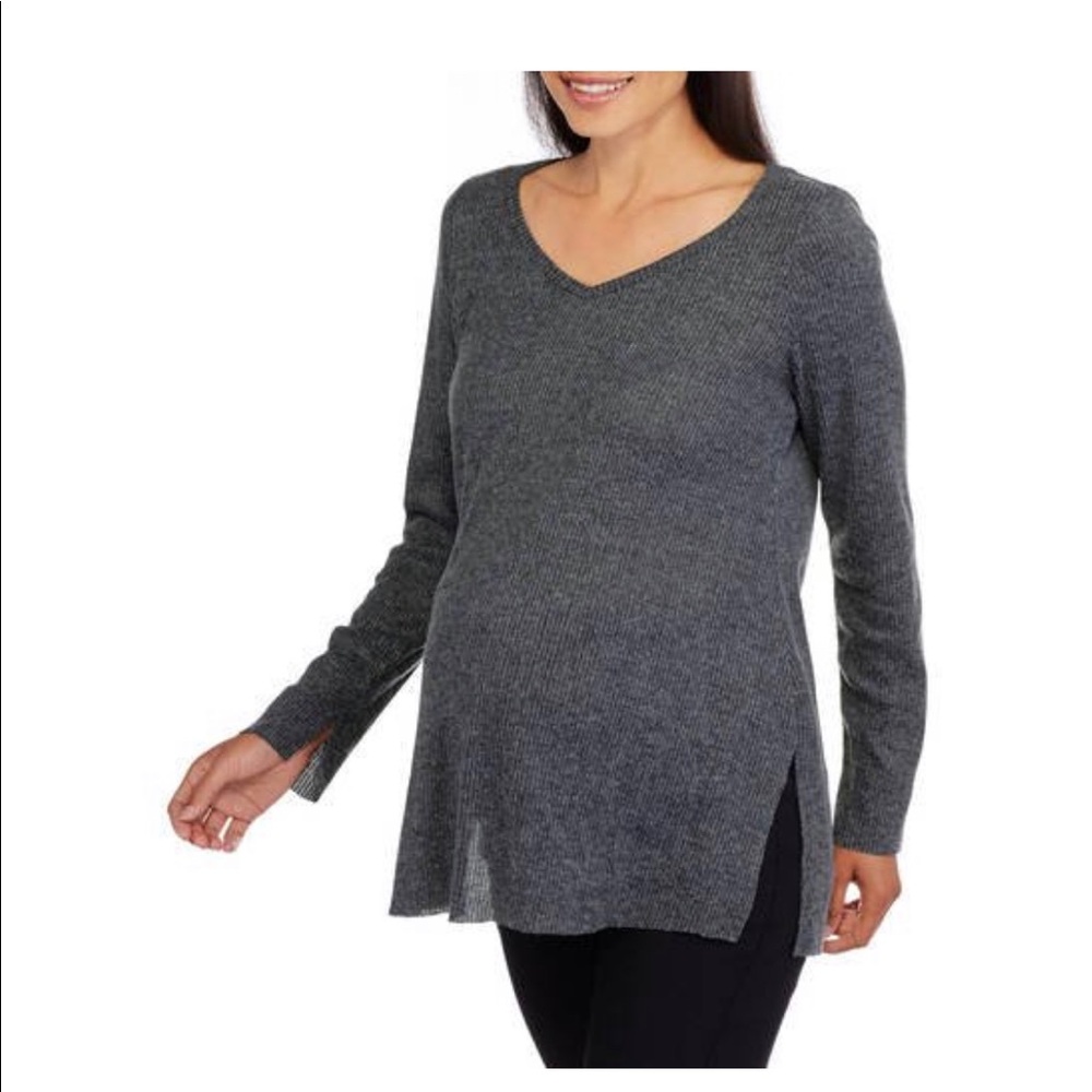 Maternity long sleeve size large